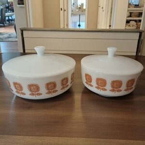 Vintage Set Of 2 Federal Milk Glass Brown Sunflower Covered Serving Dish Bowl